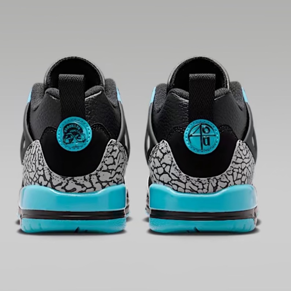 Jordan Spizike Low - Picture 3 of 16
